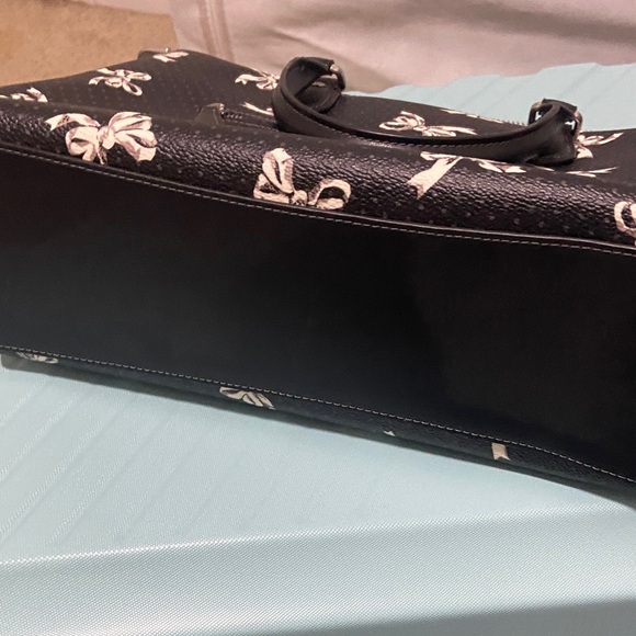 Coach Black and White Floral Satchel - Picture 5 of 8